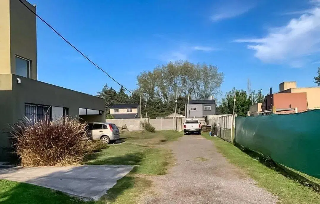 VENTA LOTE FRANCISCO ALVAREZ BARRIO SEMICERRADO VILLA ANGELA EXCELENTE UBICACION 4