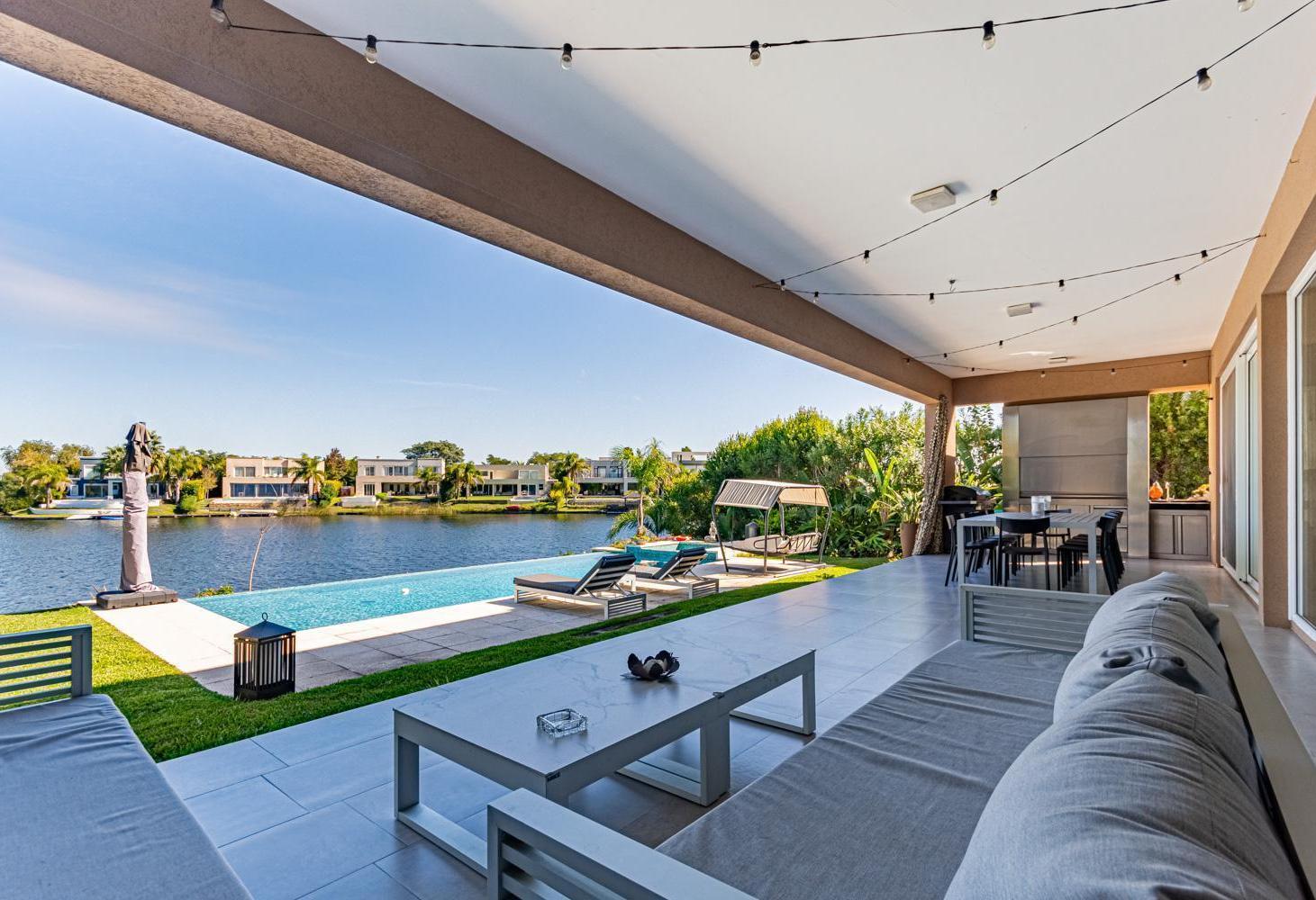Casa en Venta Los lagos, lote al agua, Nordelta