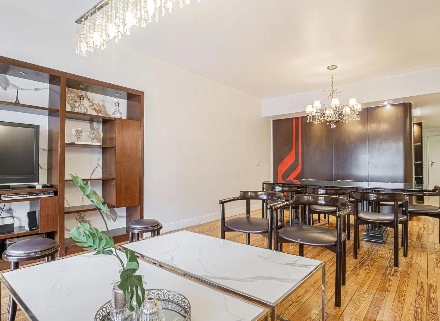 VENTA DEPARTAMENTO - 4 AMBIENTES CON DEPENDENCIA - RECOLETA - FRENTE 5