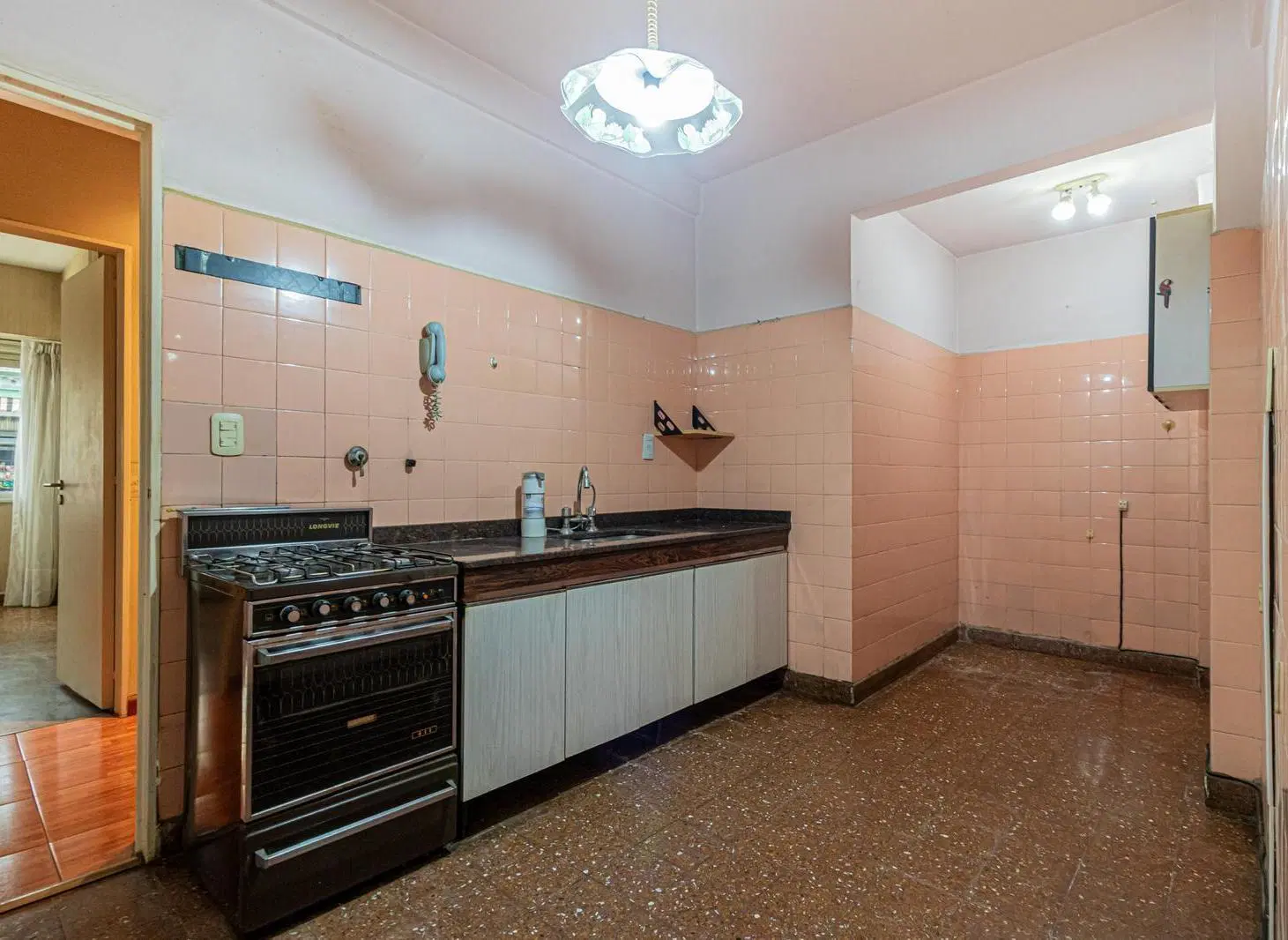 Venta departamento Planta Baja, patio. 3 ambientes. Bajas expensas. Villa Pueyrredón 3
