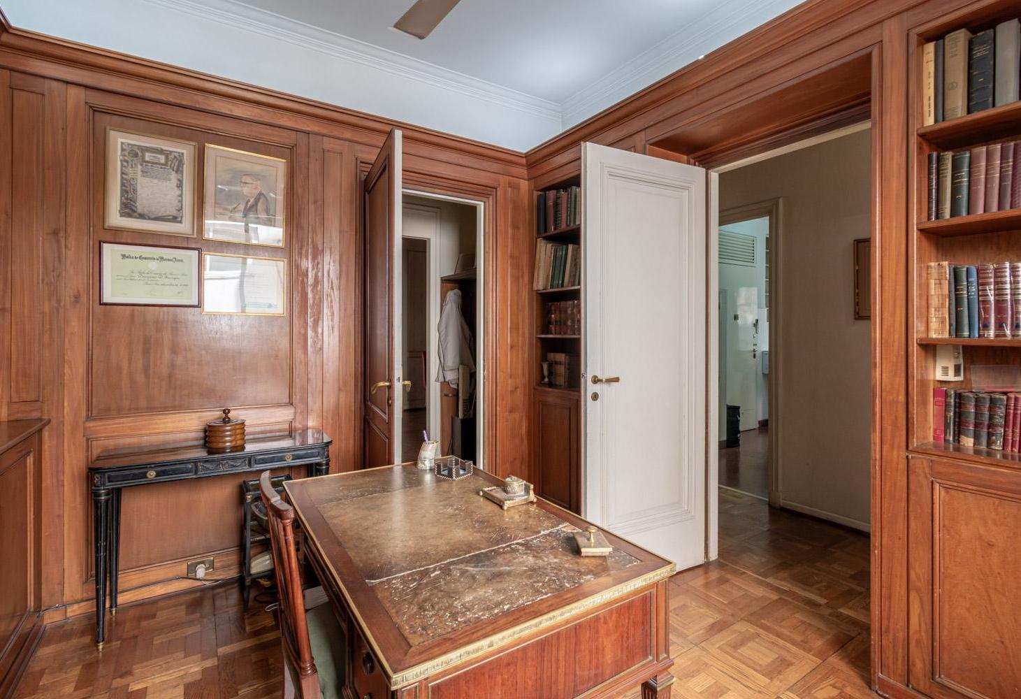 Departamento en Venta en Recoleta 4 dorm. Baulera y Cochera