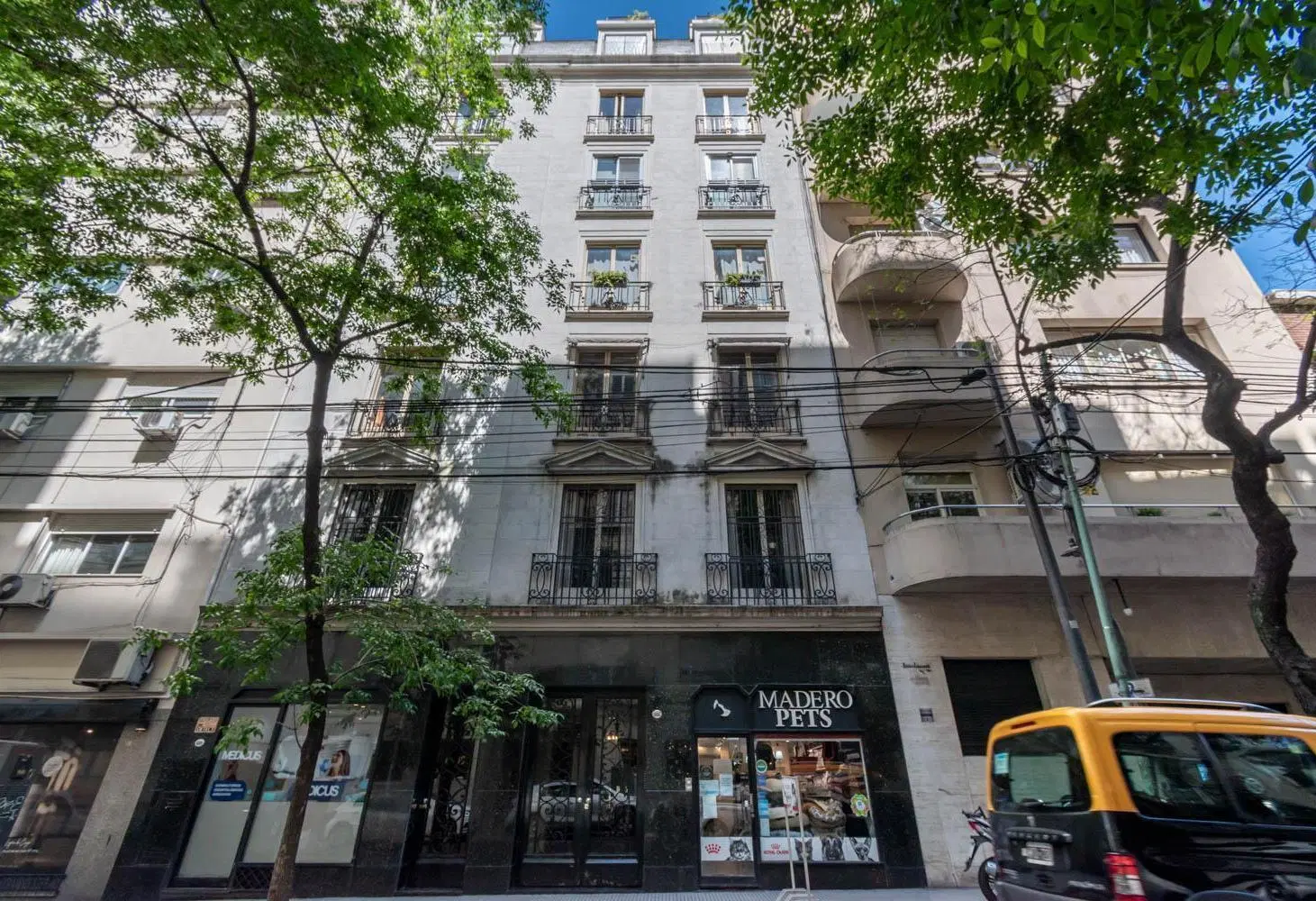 Departamento en  Venta en Recoleta 4 dorm. Baulera y Cochera 5