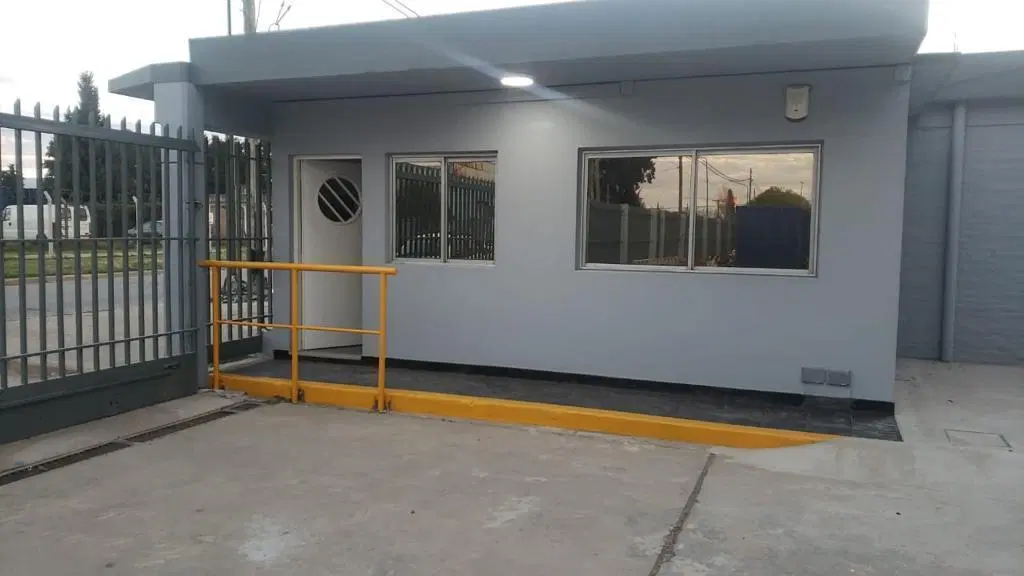 Alquiler Nave Industrial/Galpon con oficina a estrenar dentro de Polo Industrial en Burzaco 3