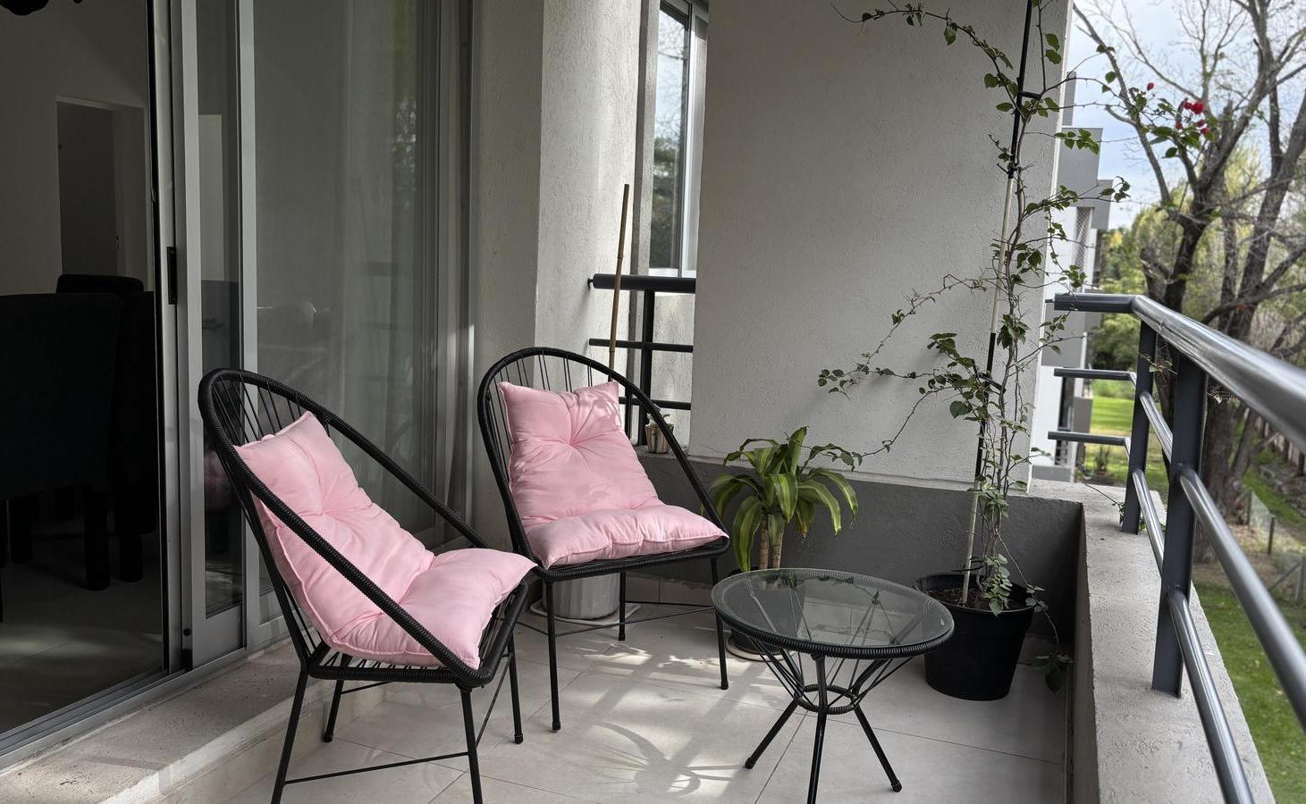 VENTA DEPTO 4AMB BALCON PARRILLA LAGOON PILAR EQUIP. PREMIUM PERMUTA