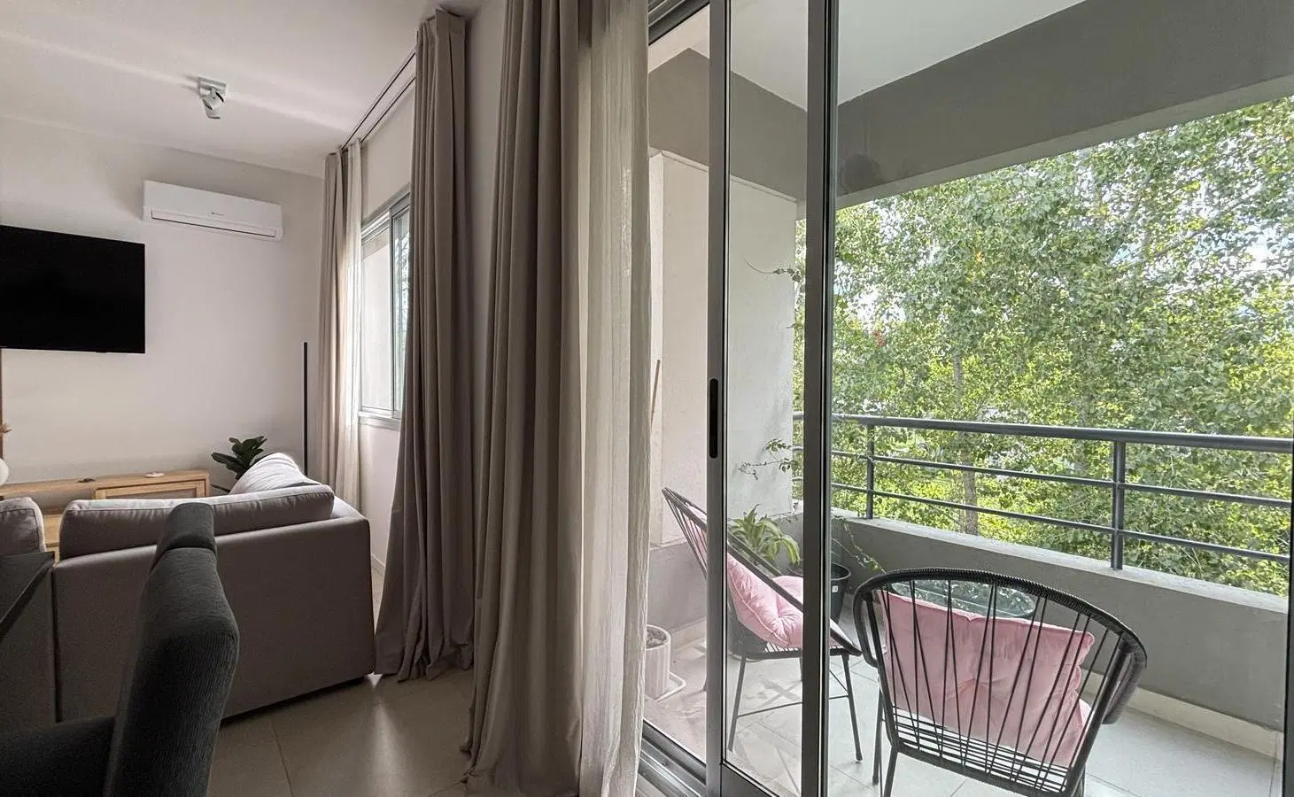 VENTA DEPTO 4AMB BALCON PARRILLA LAGOON PILAR EQUIP. PREMIUM PERMUTA 4