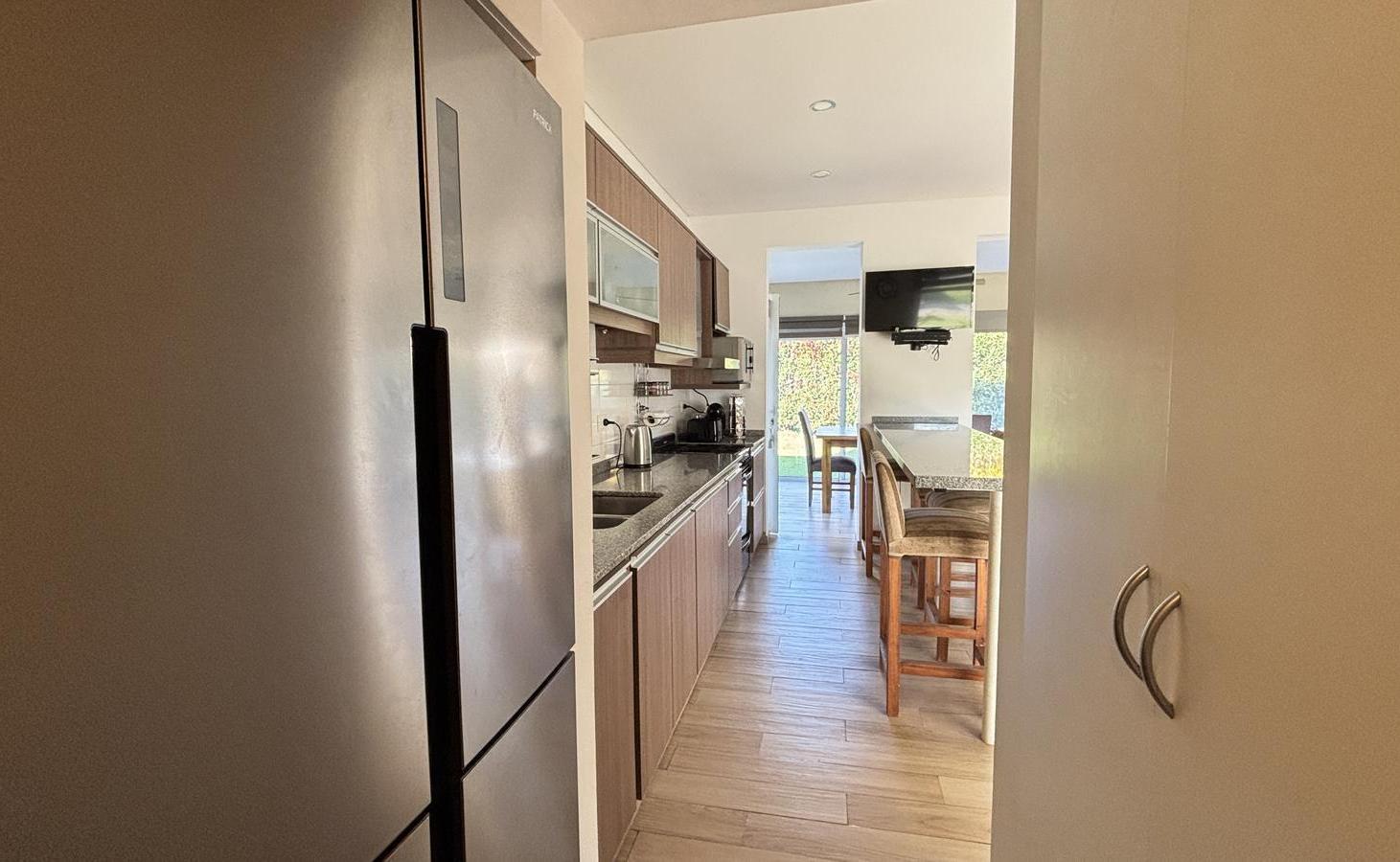 Foto de VENTA CASA PILAR DEL ESTE SIN EXPENSAS 5AMB 190M2 PILETA FINANCIA, imagen 4