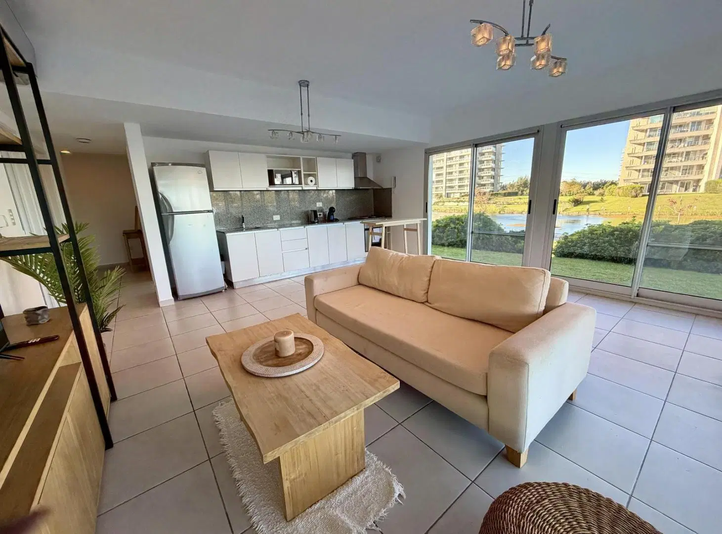 Departamento Amoblado con Jardín y Vista a Laguna en El Faro, Nordelta 5