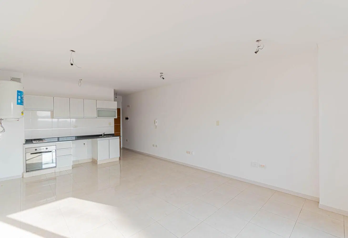 Excelente Monoambiente a estrenar en Villa Luro 4