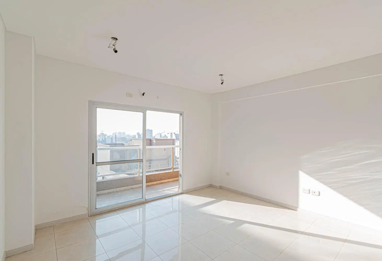 Excelente Monoambiente a estrenar en Villa Luro 3
