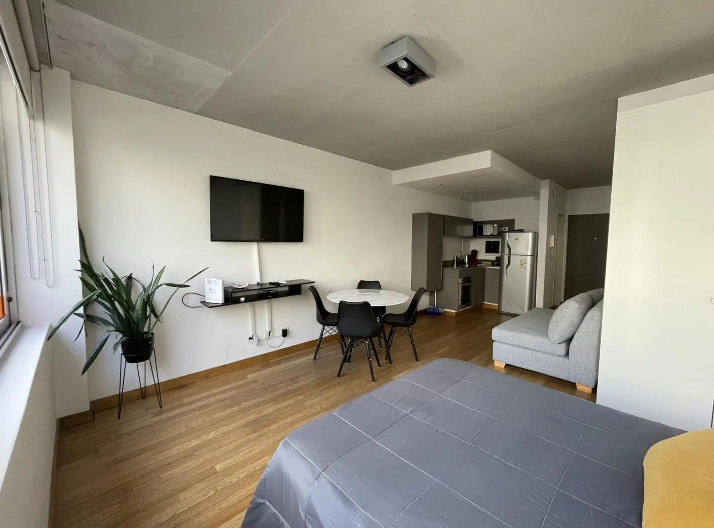 Alquiler monoambiente amoblado, Nunez 3
