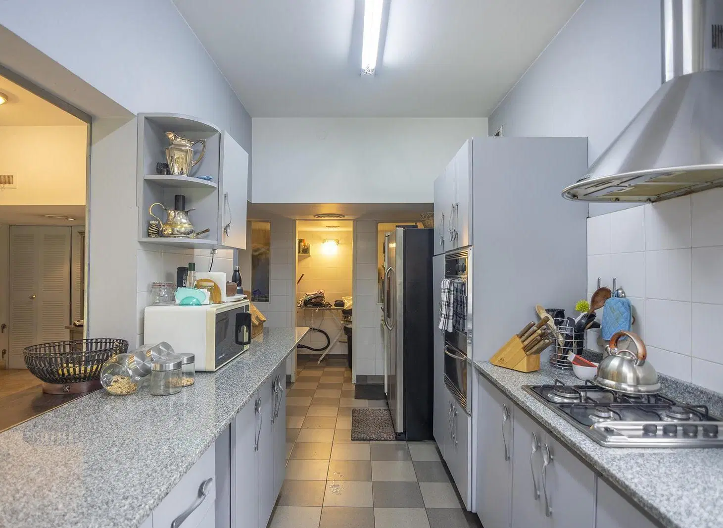 Venta casa 5 ambientes en pleno Lomas de San Isidro 5