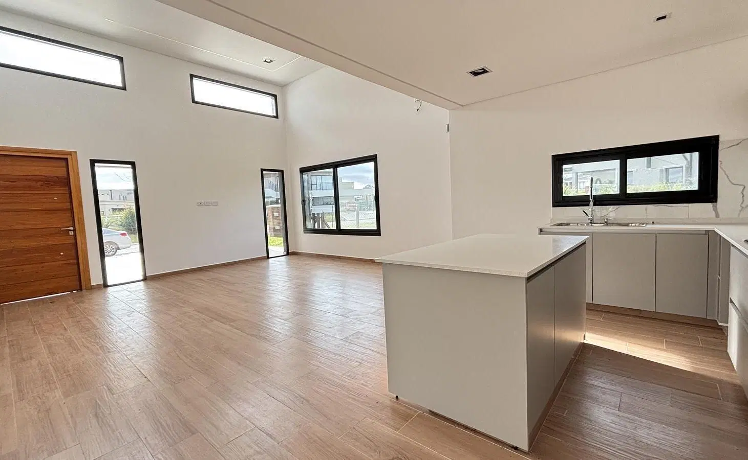 VENTA CASA 5 AMB A ESTRENAR FINANCIA PILAR DEL ESTE 3