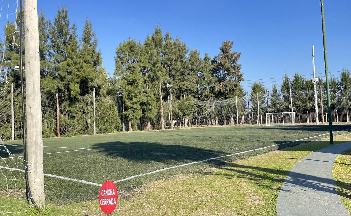 Casa en San Agustin a la venta con gran parque, apta credito! 5