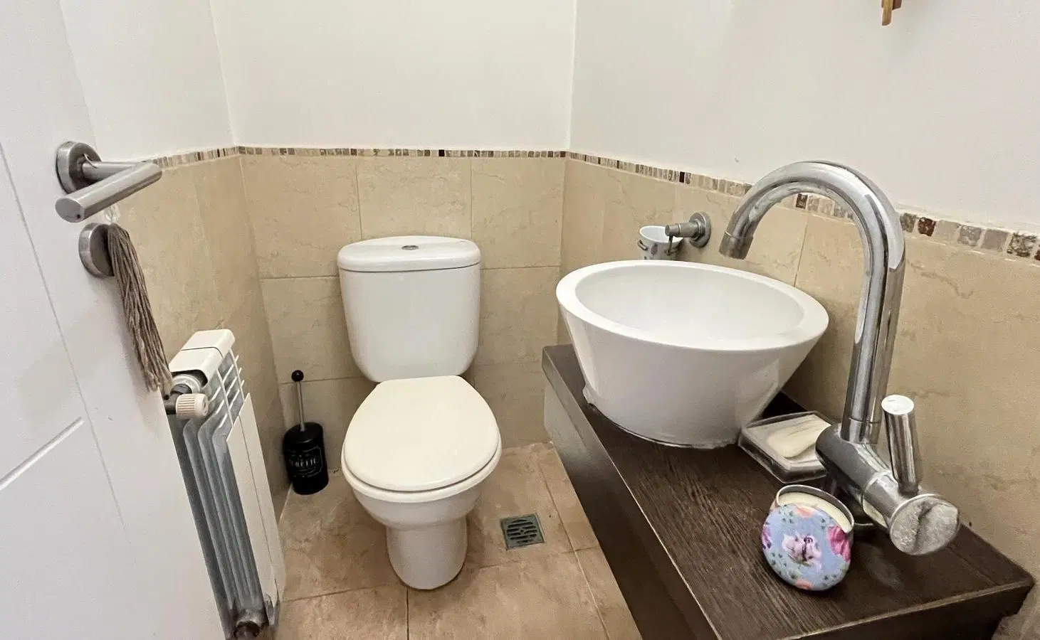 Casa en San Agustin a la venta con gran parque, apta credito! 3