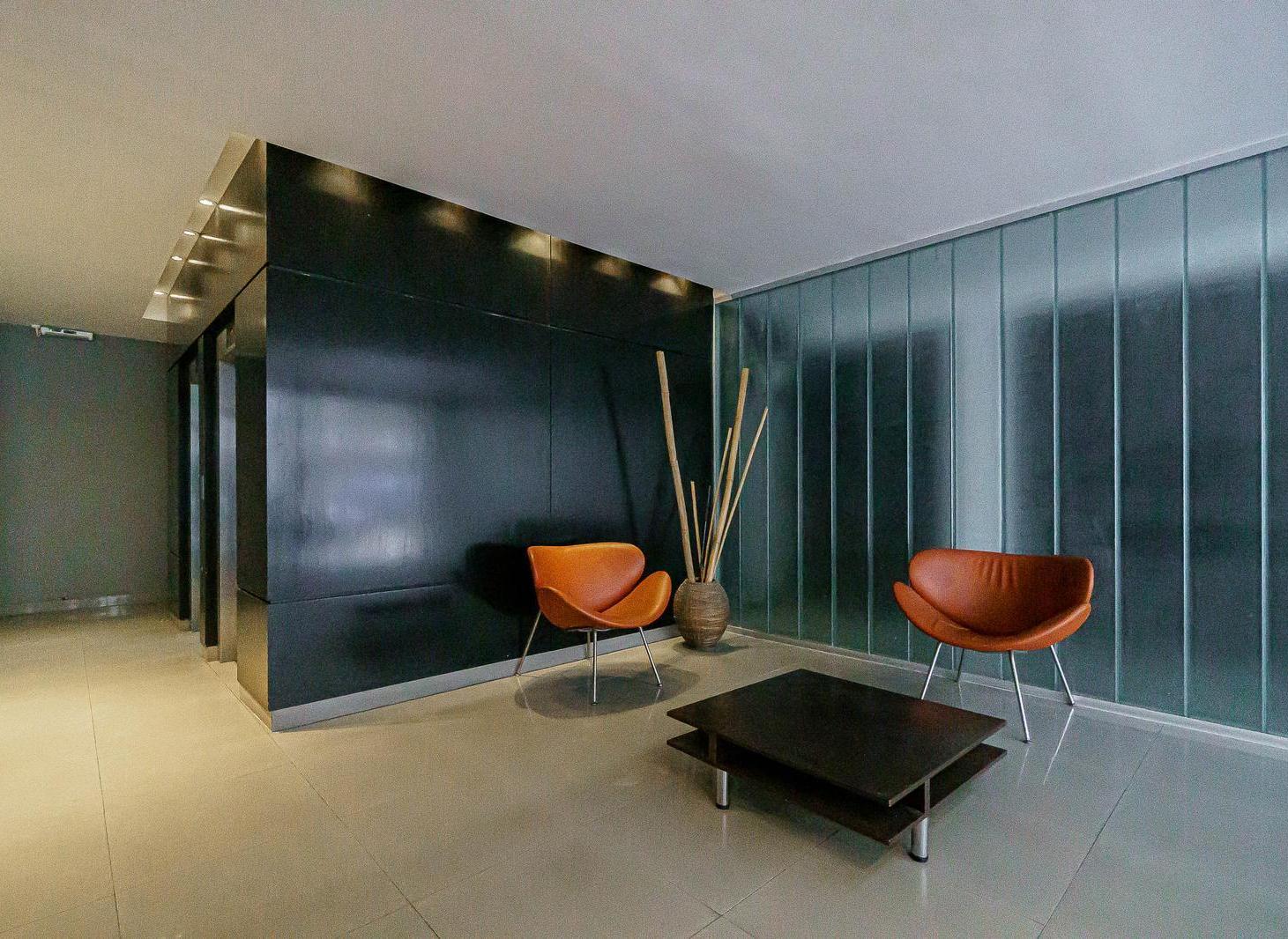 Departamento 2 ambientes Balcon toilette Cochera en Belgrano C en Venta