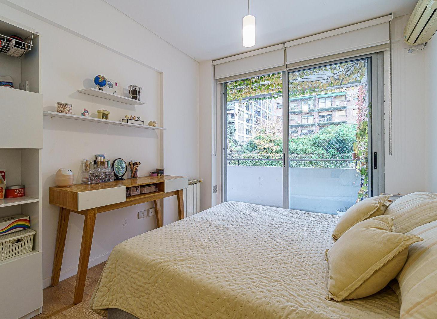 Departamento 2 ambientes Balcon toilette Cochera en Belgrano C en Venta
