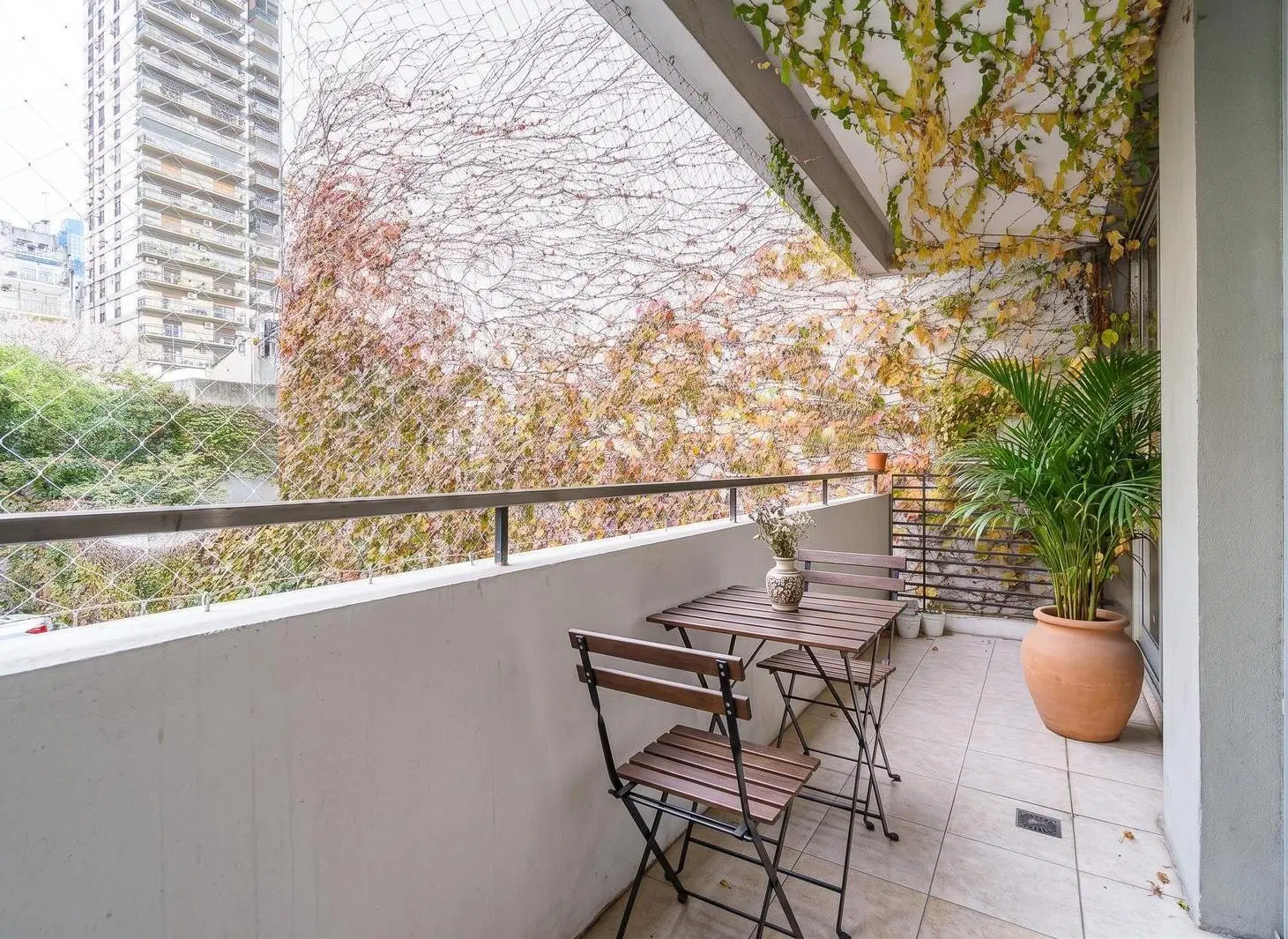 Departamento 2 ambientes Balcon toilette Cochera en Belgrano C en Venta 3