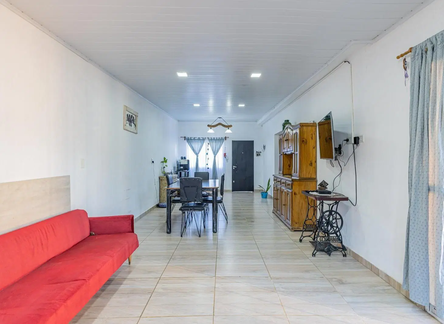 Venta de Casa 4 ambientes en Longchamps 5