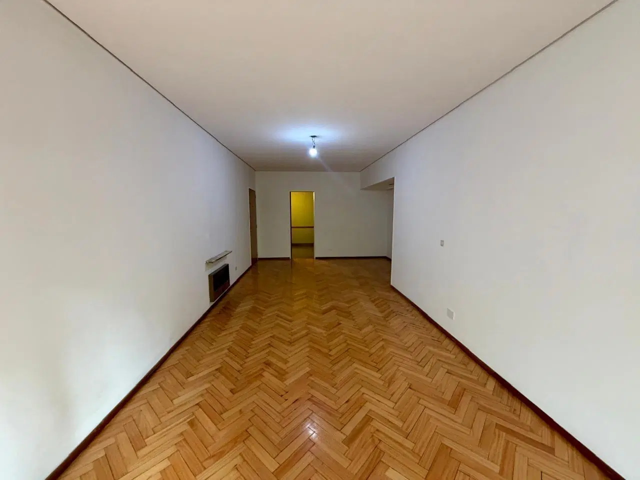Alquiler 4 ambientes con dependencia y gran Balcon en Belgrano 2