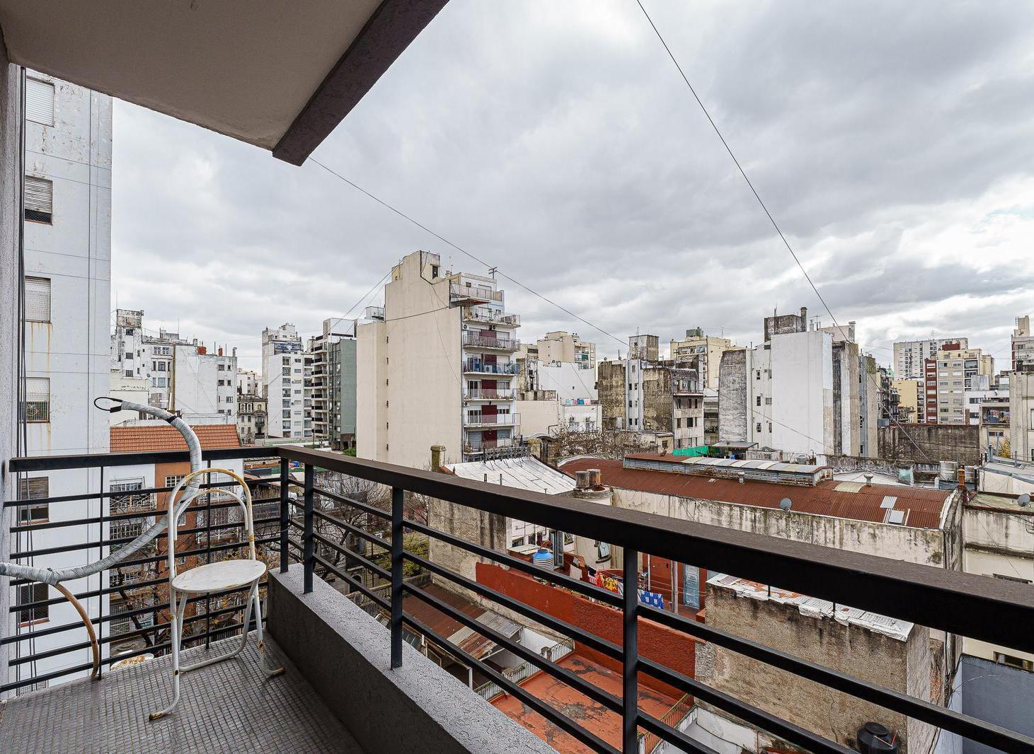 Departamento de un ambiente con cochera a la venta muy buen estado