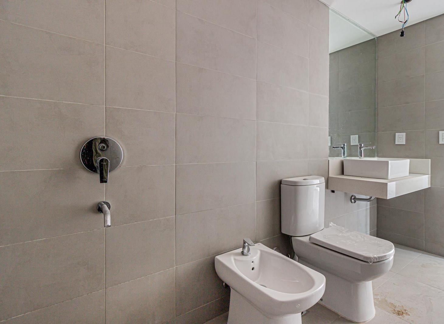 Venta excelente monoambiente en Buenavista (Edif Palmas Park)