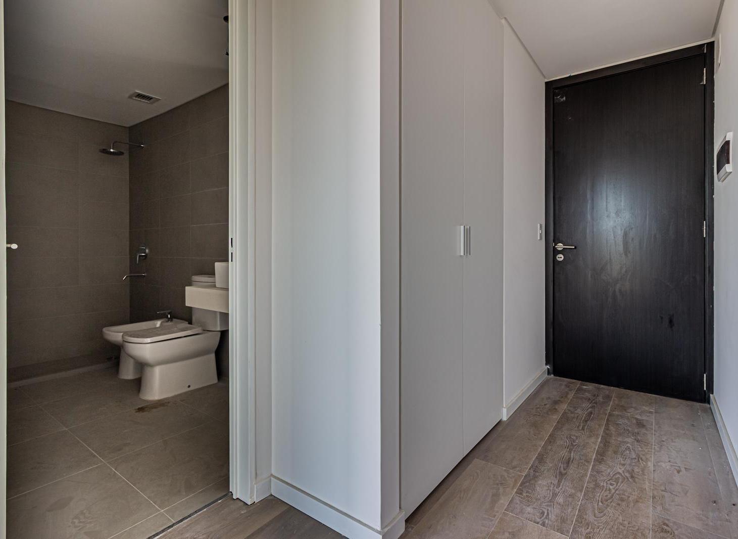 Venta excelente monoambiente en Buenavista (Edif Palmas Park)