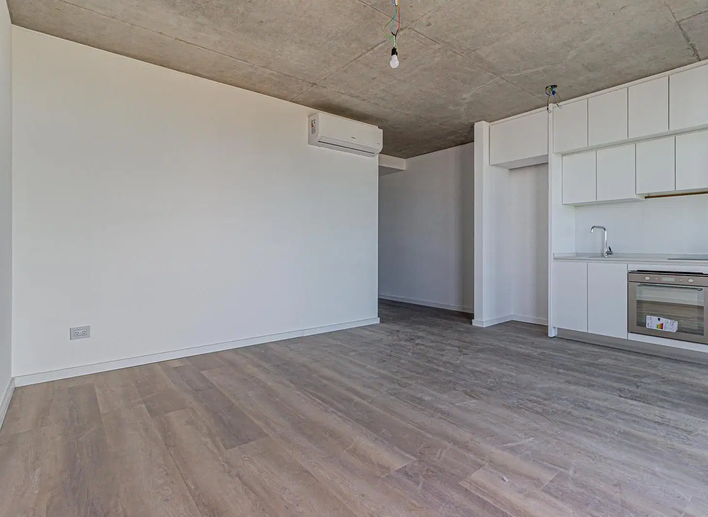 Venta excelente monoambiente en Buenavista (Edif Palmas Park) 3