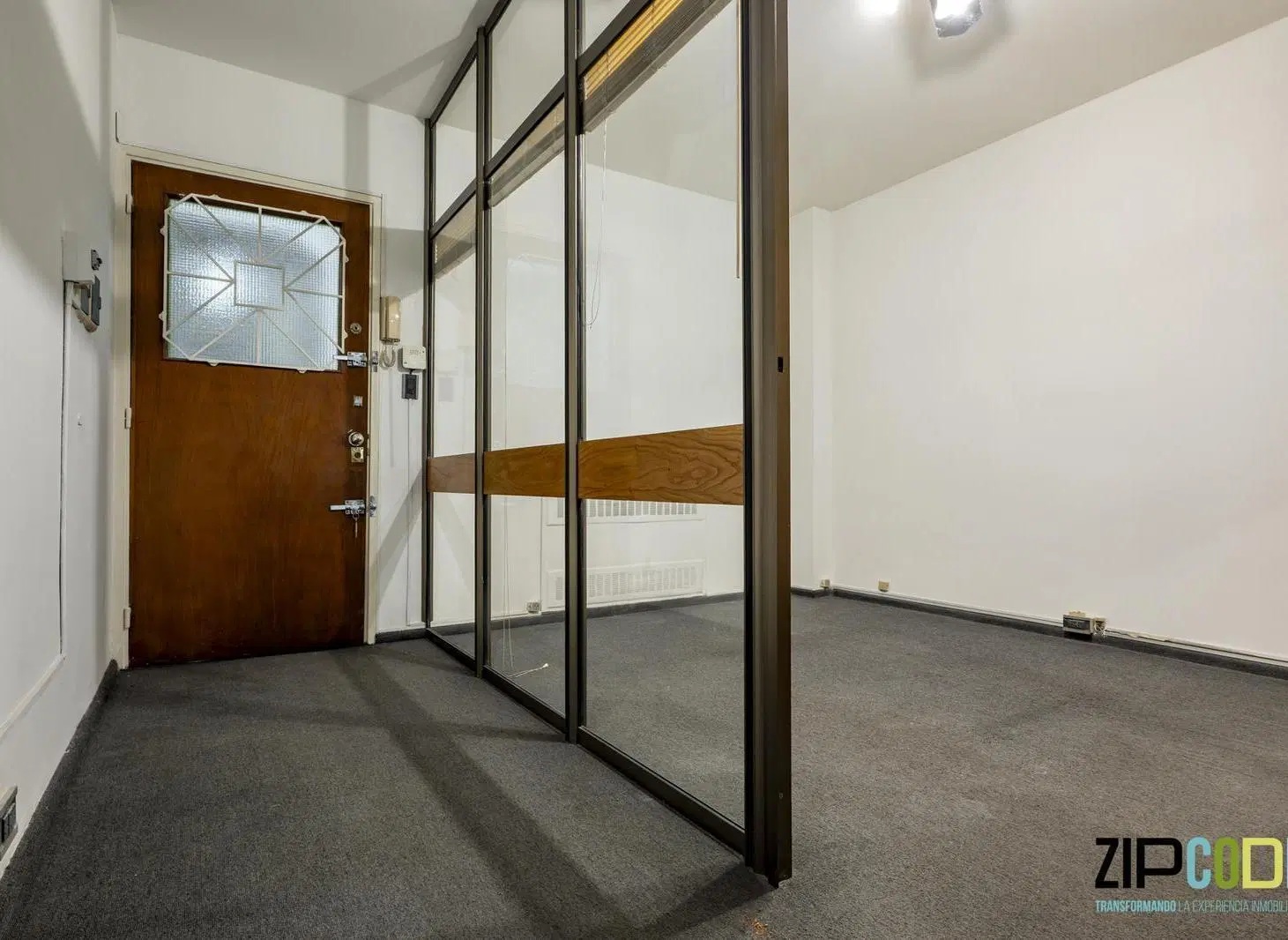 Venta Oficina en San Nicolas con 3 Despachos 4