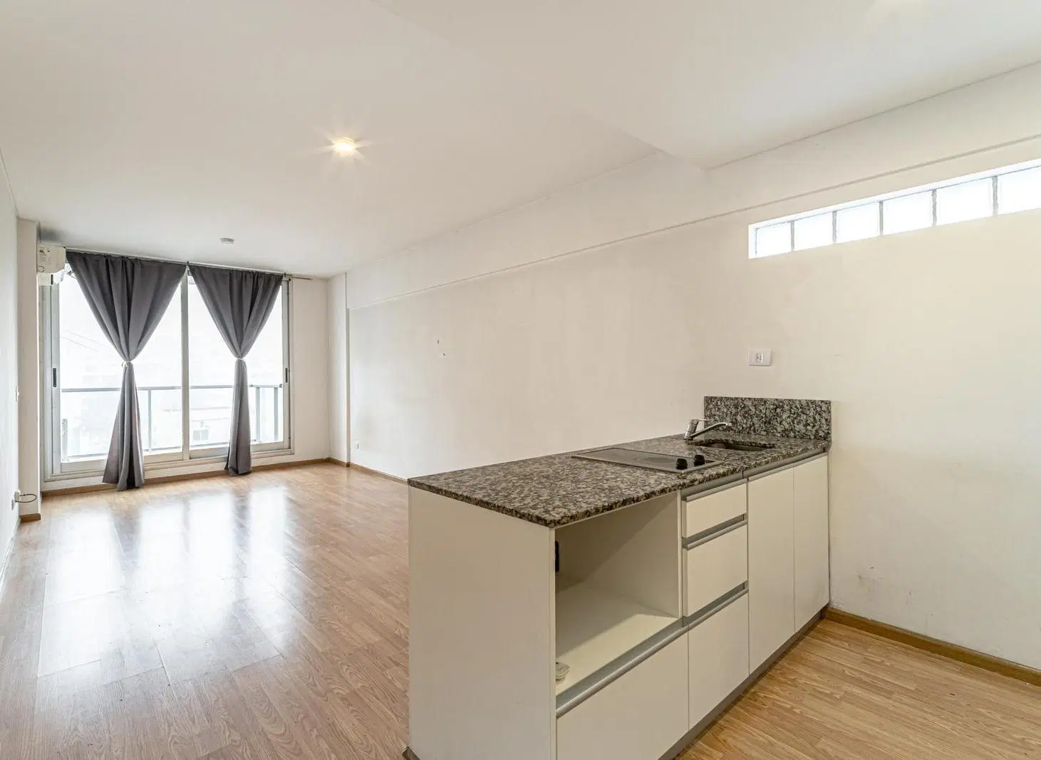 Venta departamento mono ambiente en constitucion 3