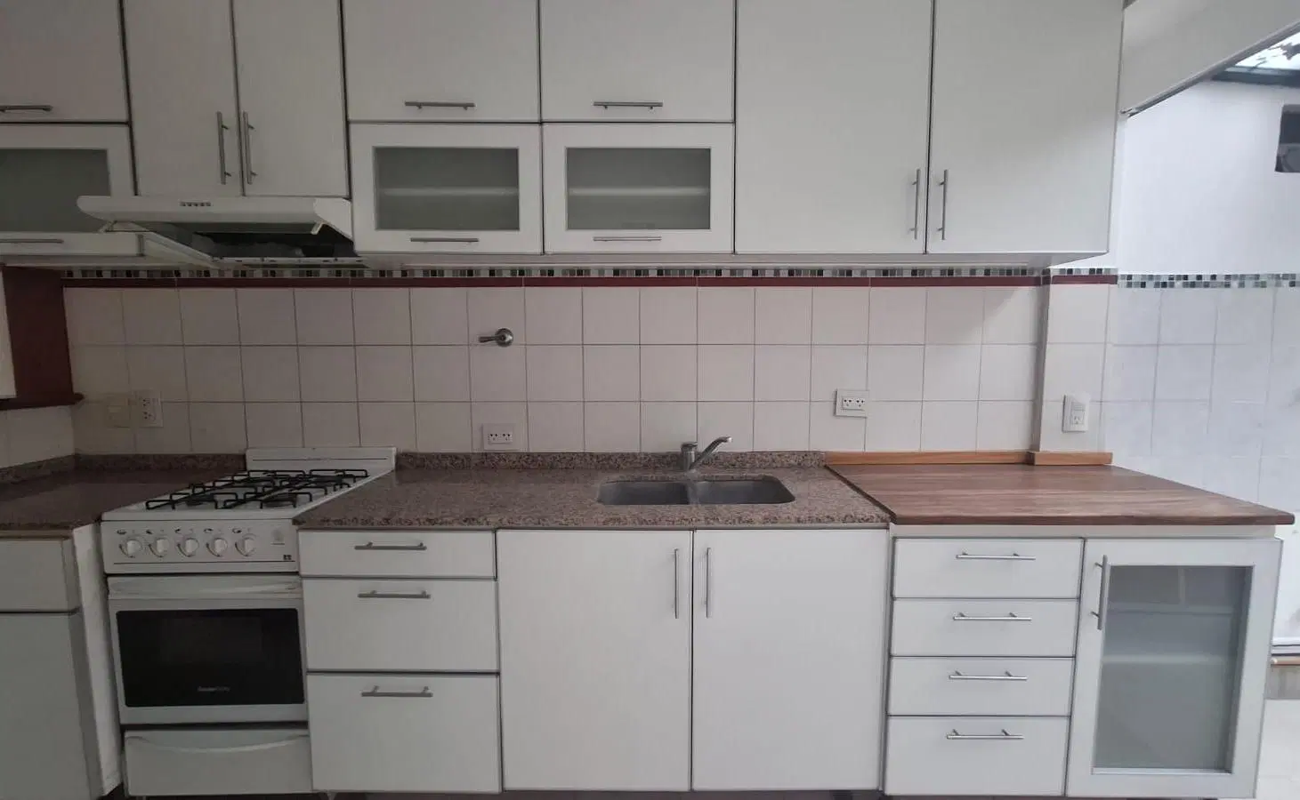 venta de departamento 2 amb c/ cochera en B.Cerrado (Moreno) 3