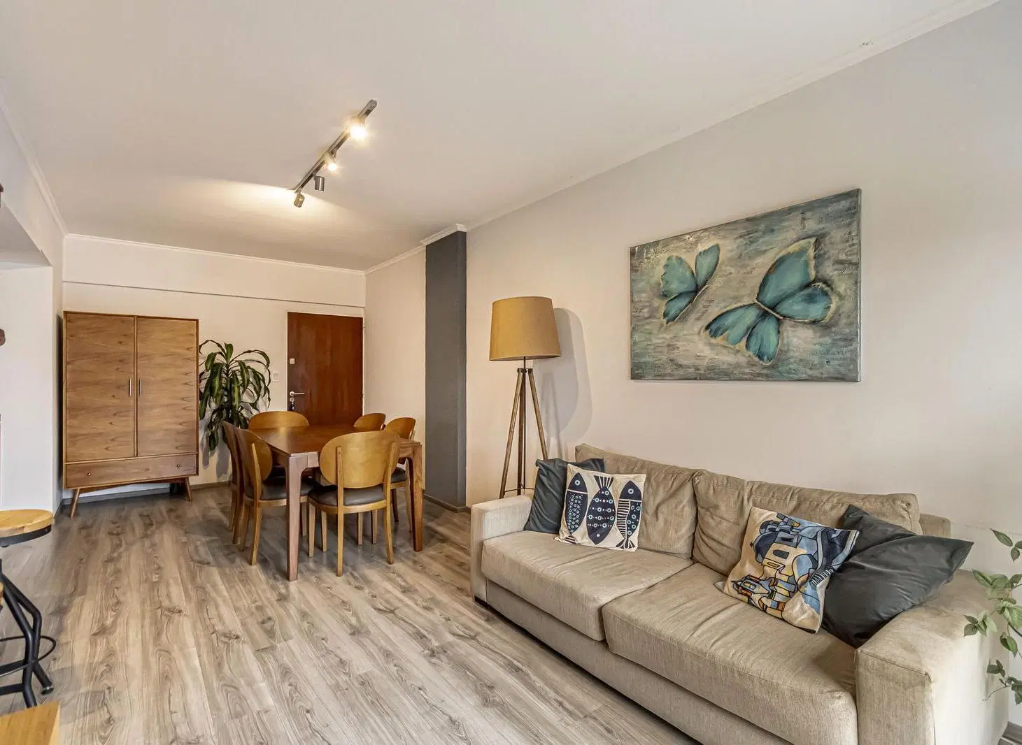 Departamento de 2 ambientes en venta, reciclado, con cochera fija en Belgrano. 1