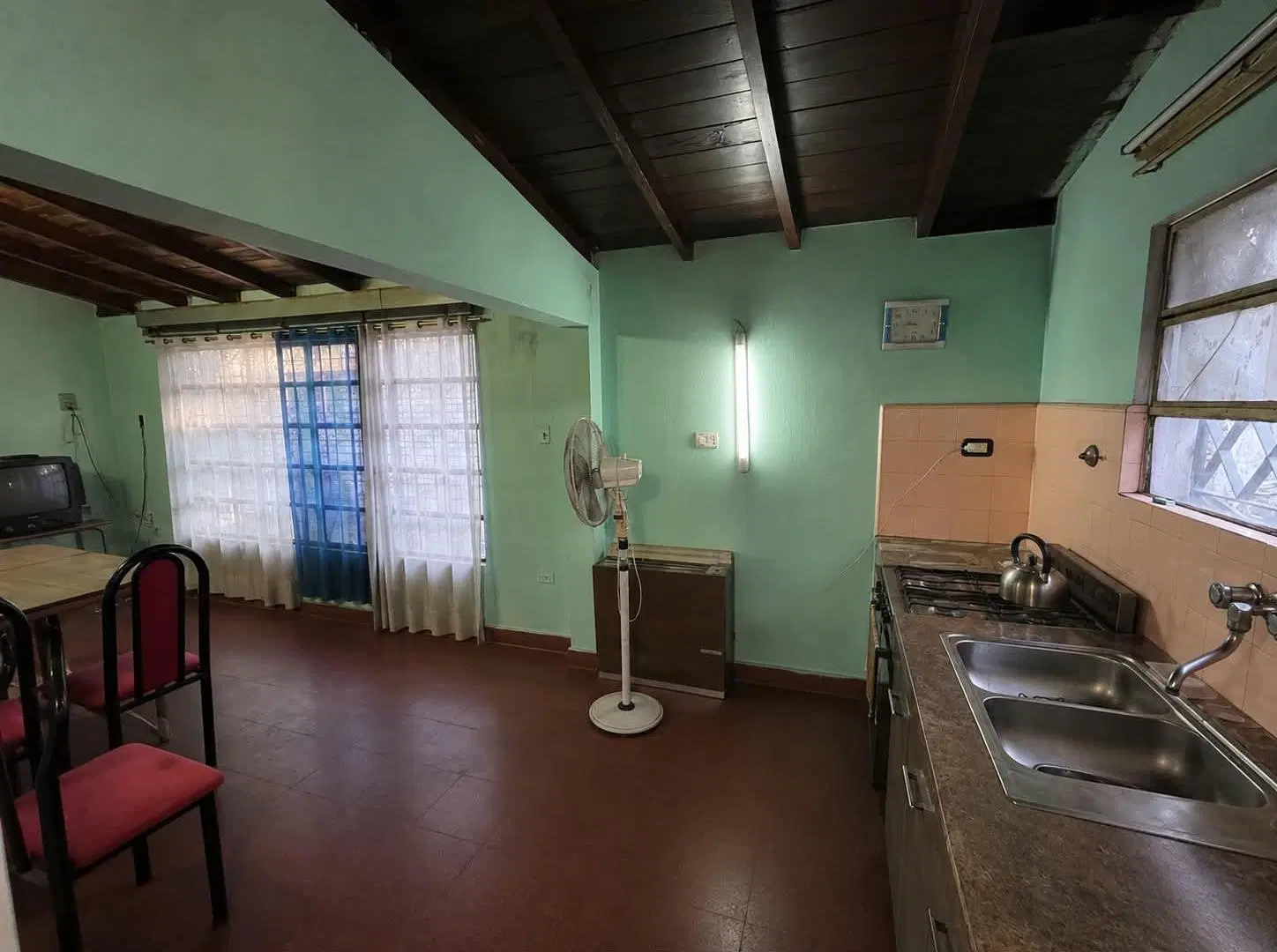 casa en venta en lomas de zamora 4