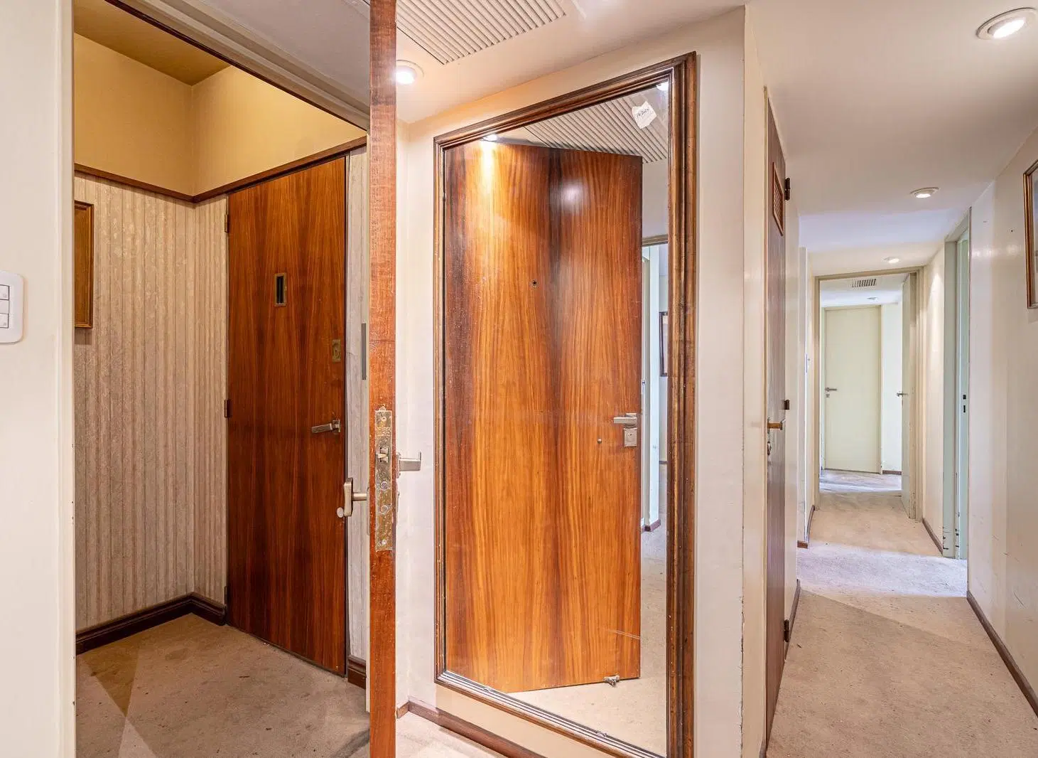 Venta dpto vista al Río piso 19 con cochera y baulera 4