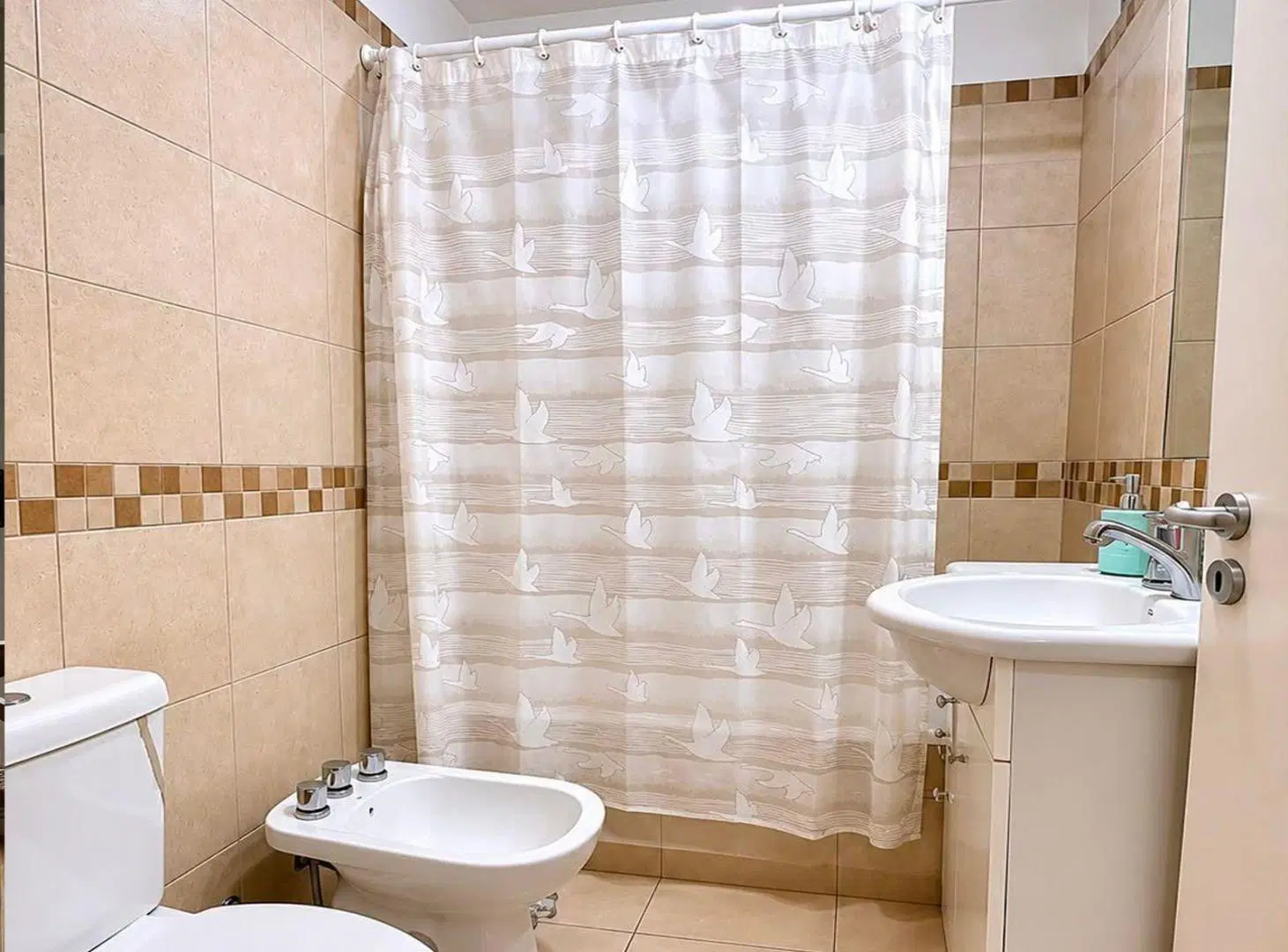Alquiler Monoambiente con Amenities en Abasto 3