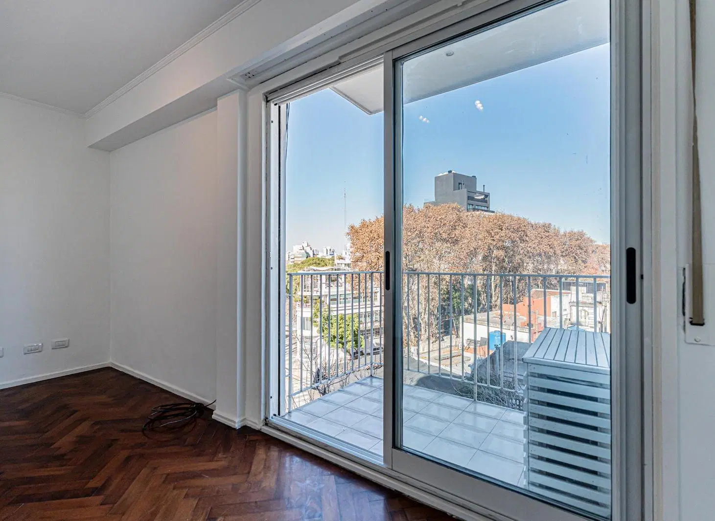 Departamento 2 ambientes A NUEVO con BALCON Piso Alto Vista abierta en COLEGIALES - Venta 2