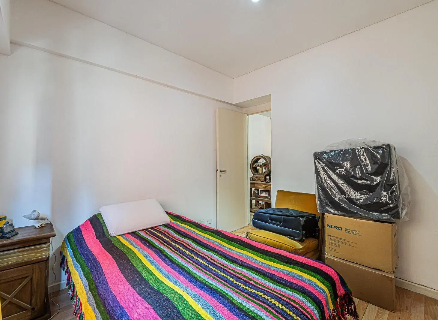 Departamento 2 ambientes Villa Urquiza Piso 2 Lateral Bajas expensas 8