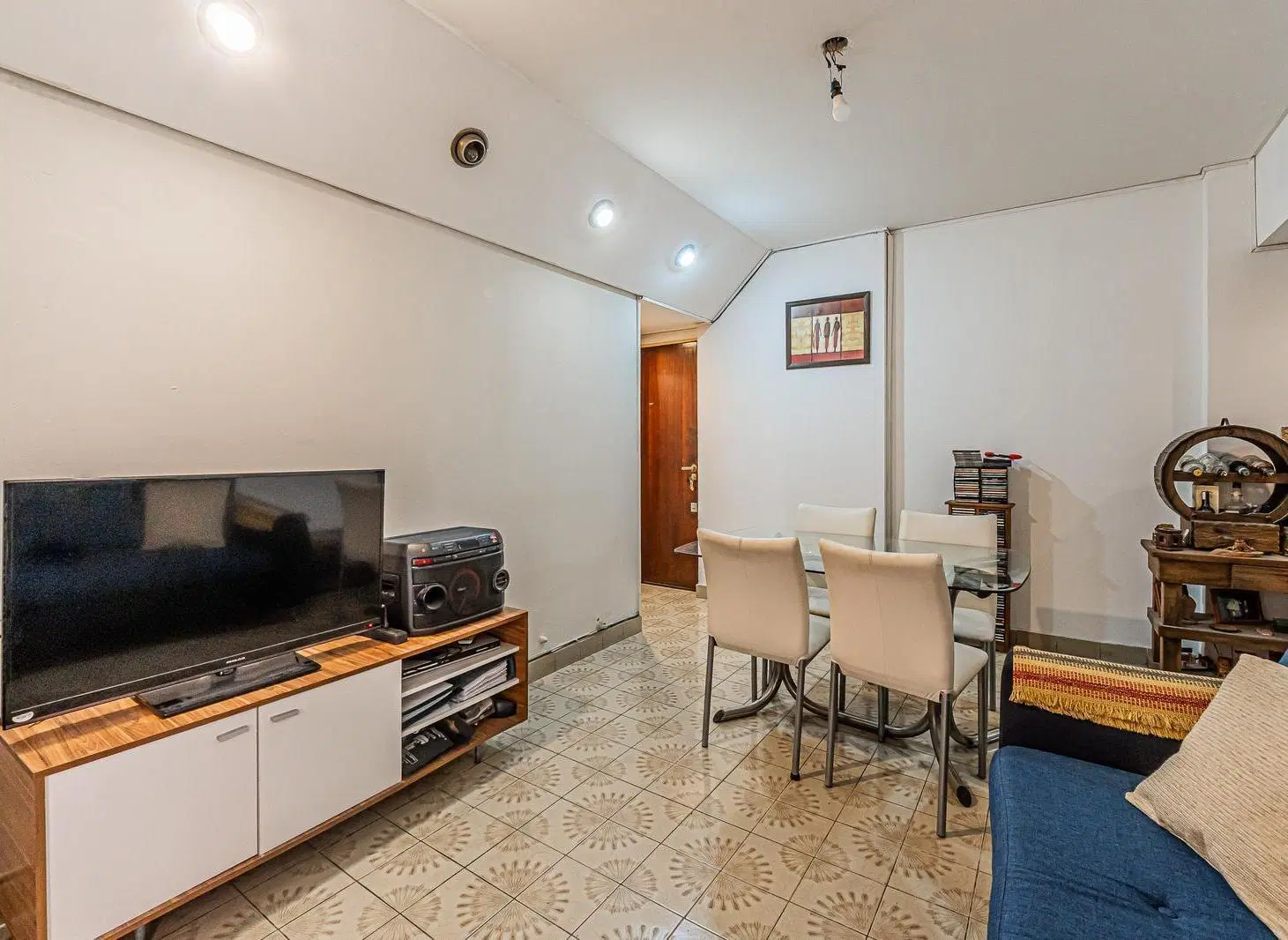 Departamento 2 ambientes Villa Urquiza Piso 2 Lateral Bajas expensas 5