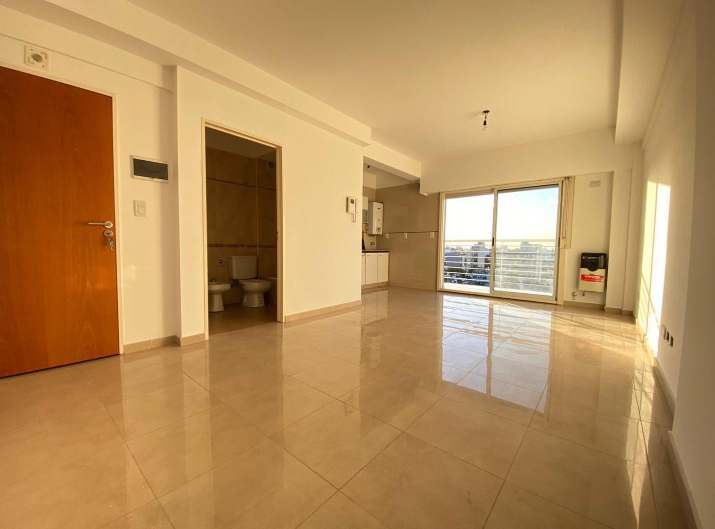 Departamento 2 ambientes en venta en Flores