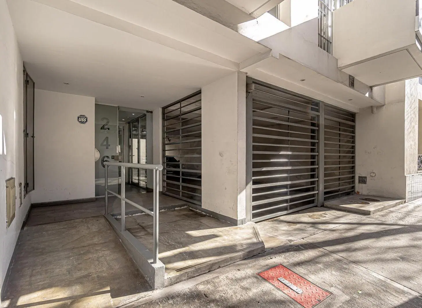 Venta Monoambiente con cochera en Almagro 4