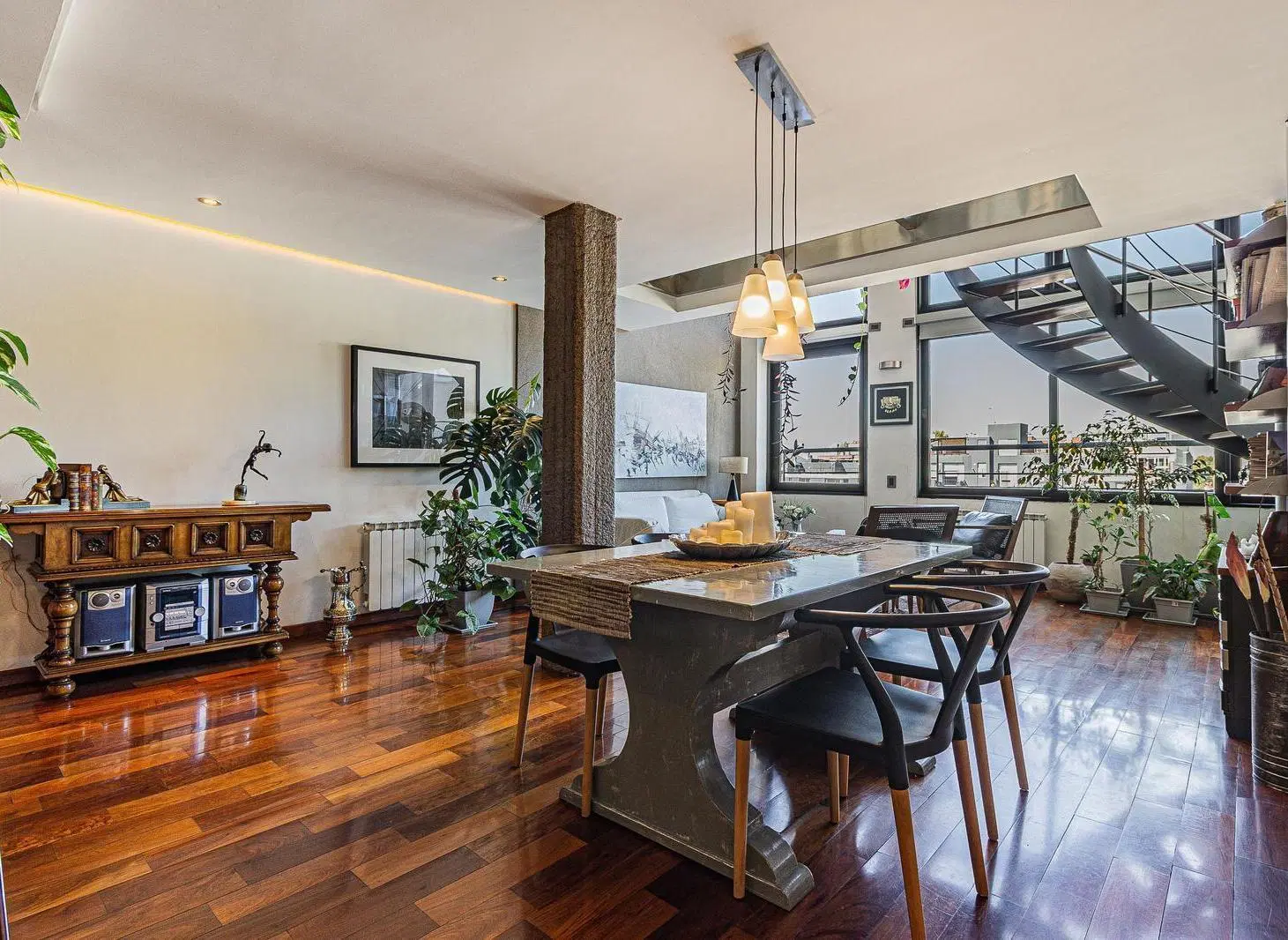 Triplex de Categoría en Olivos con Terraza Propia, Parrilla y Cochera 3