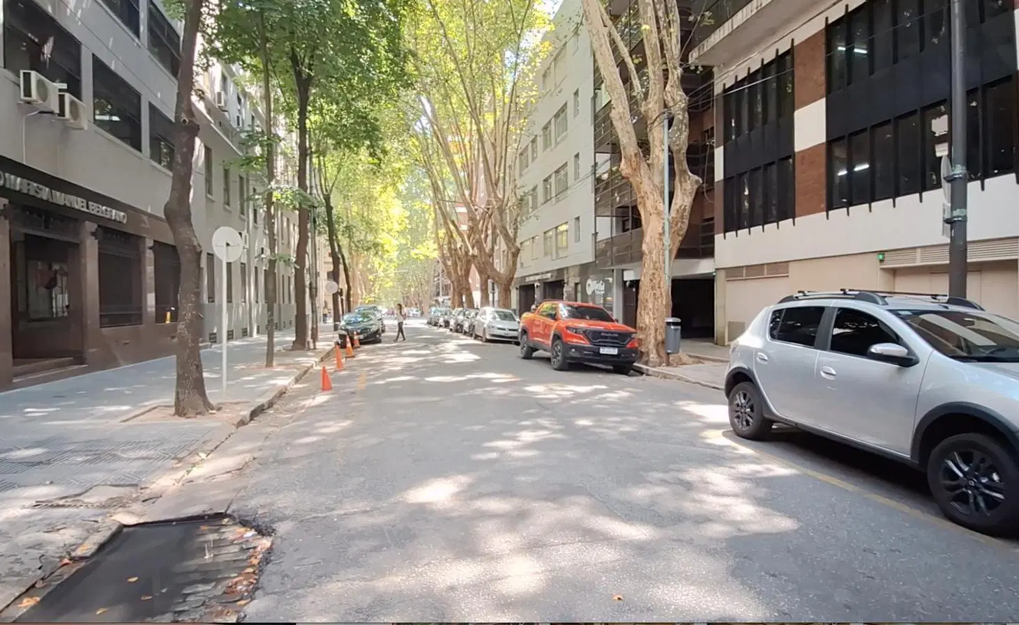 Cochera en Belgrano, Cuba 1745 entre  Jose Hernandez y La Pampa 2