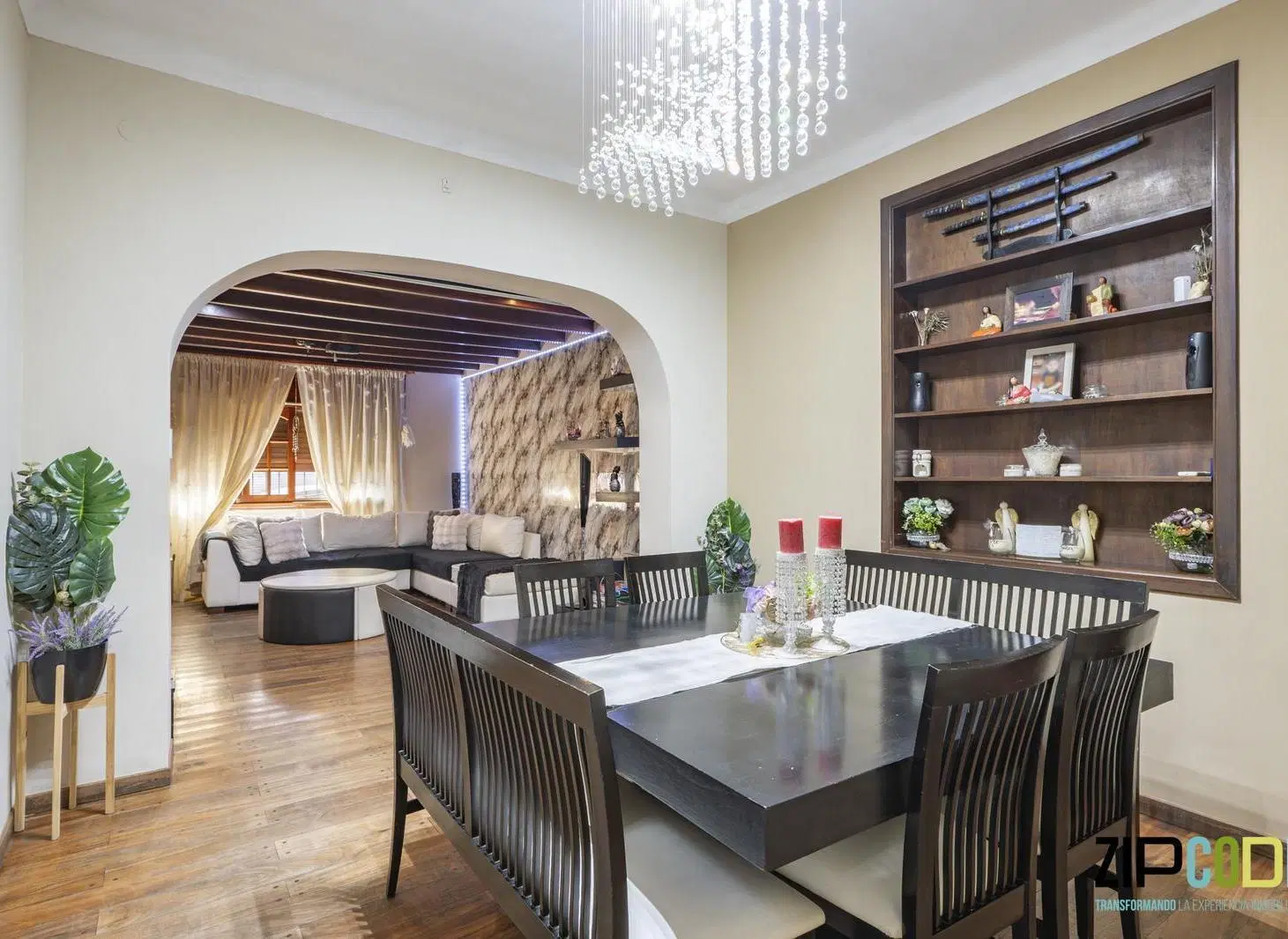 Venta Chalet en Villa Tesei con Patio y Playroom 4