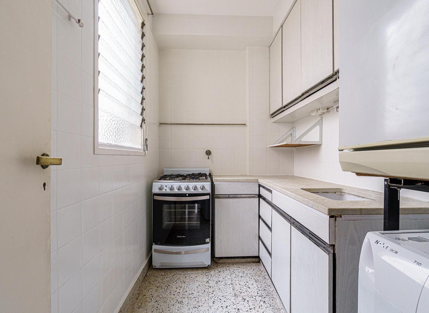 Foto de Impecable 2 Ambientes al Frente con Baño Renovado en Recoleta, Mansilla, imagen 3