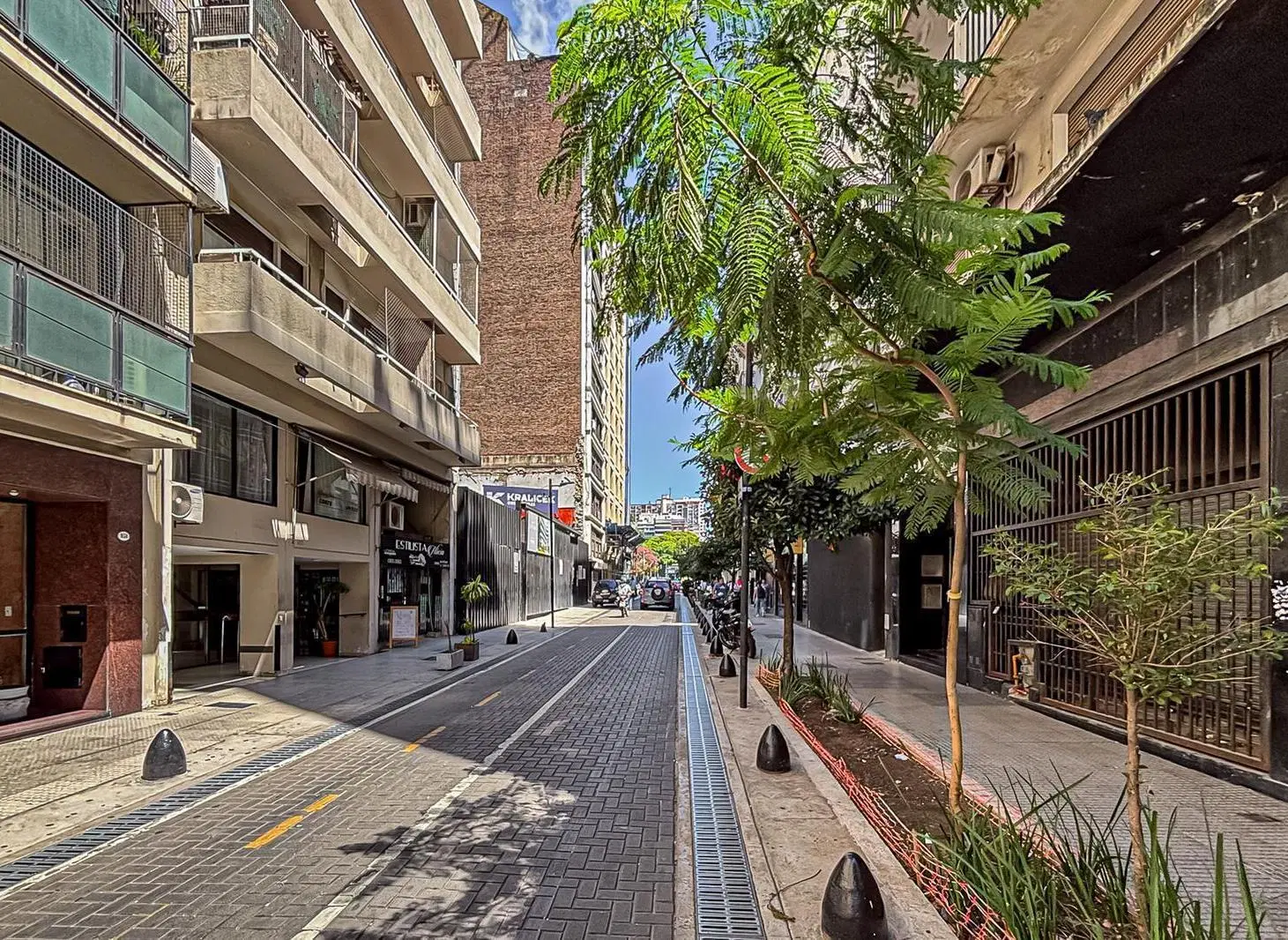 Venta Departamento 1 ambiente, cocina y baño completo en Retiro 2