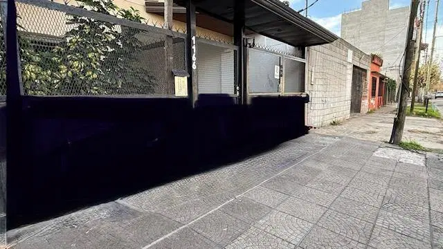 Departamento dos ambientes con balcón y cochera 2