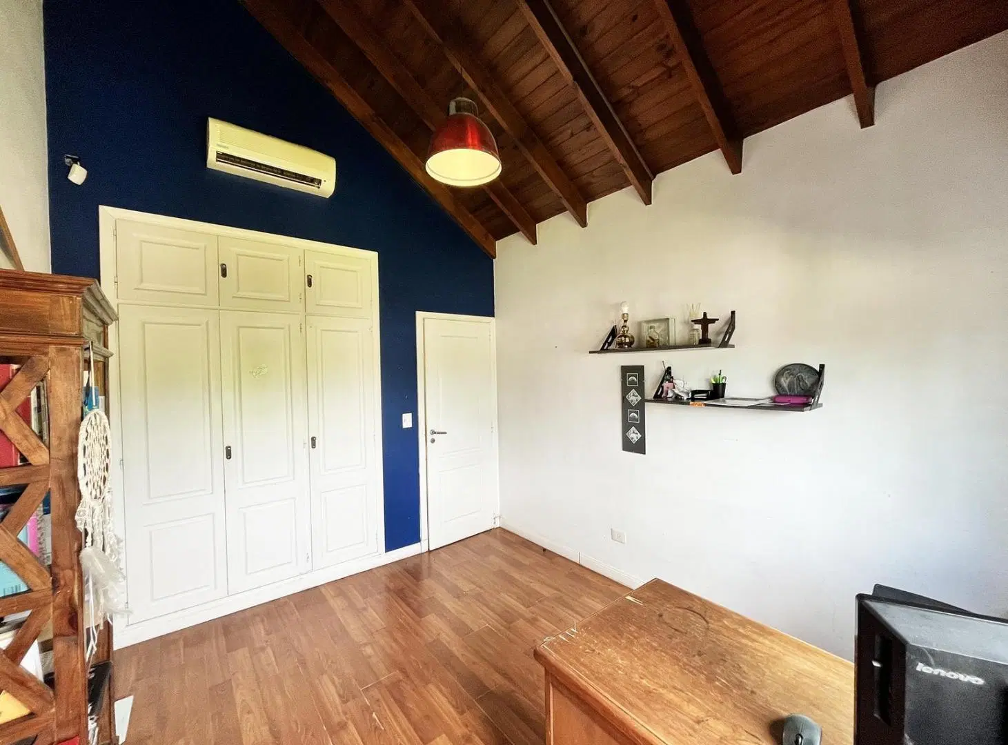 Venta Casa 6 Ambientes en Haedo | 4 Dormitorios, Parque, Parrilla y Cochera 3
