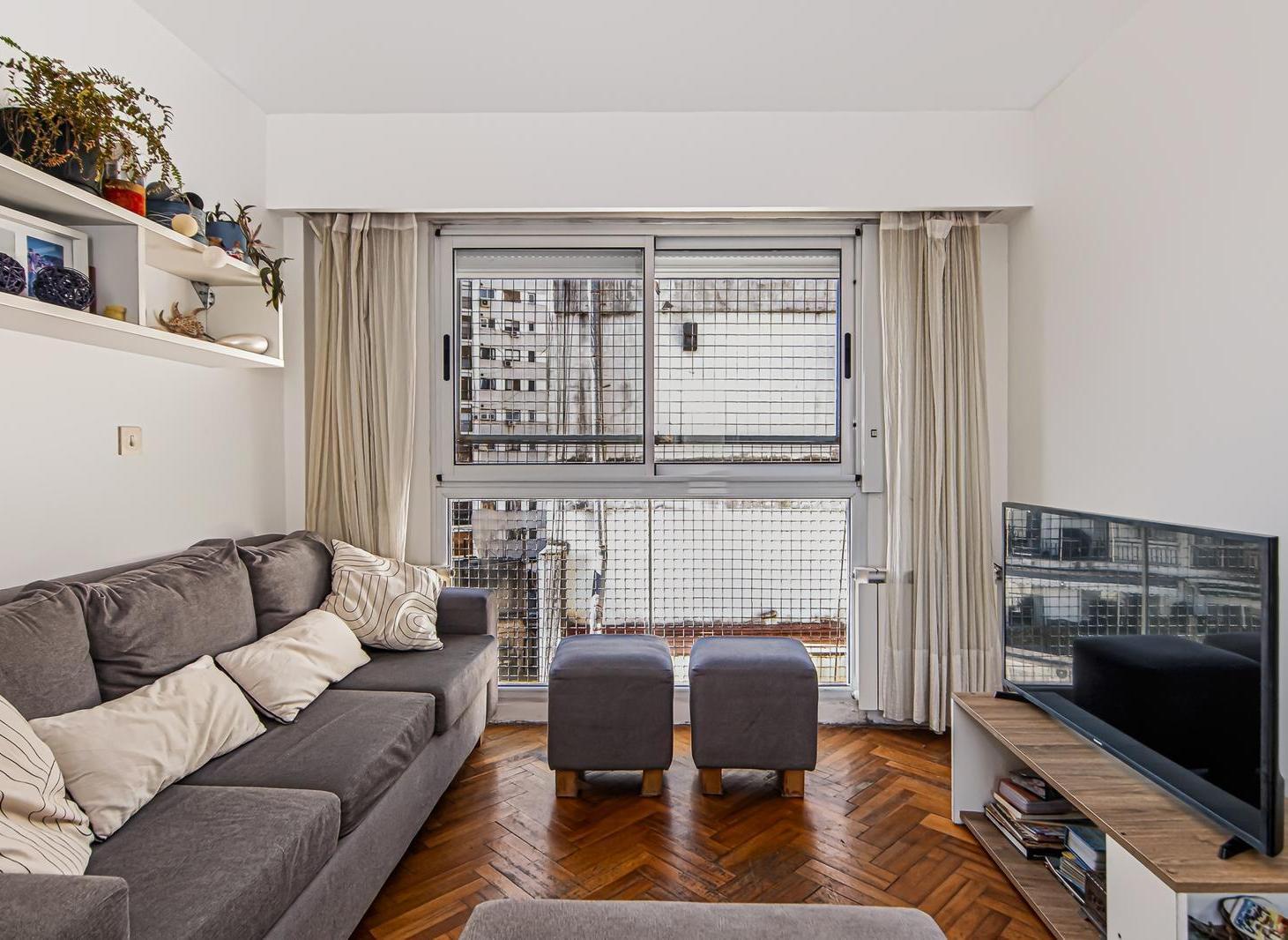 Foto de Departamento dúplex de cuatro ambientes y dependencia en Recoleta, imagen 1