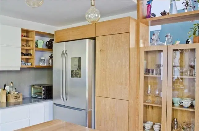 Casa en Venta de 4 Ambientes, jardín parrilla, Reciclada 3