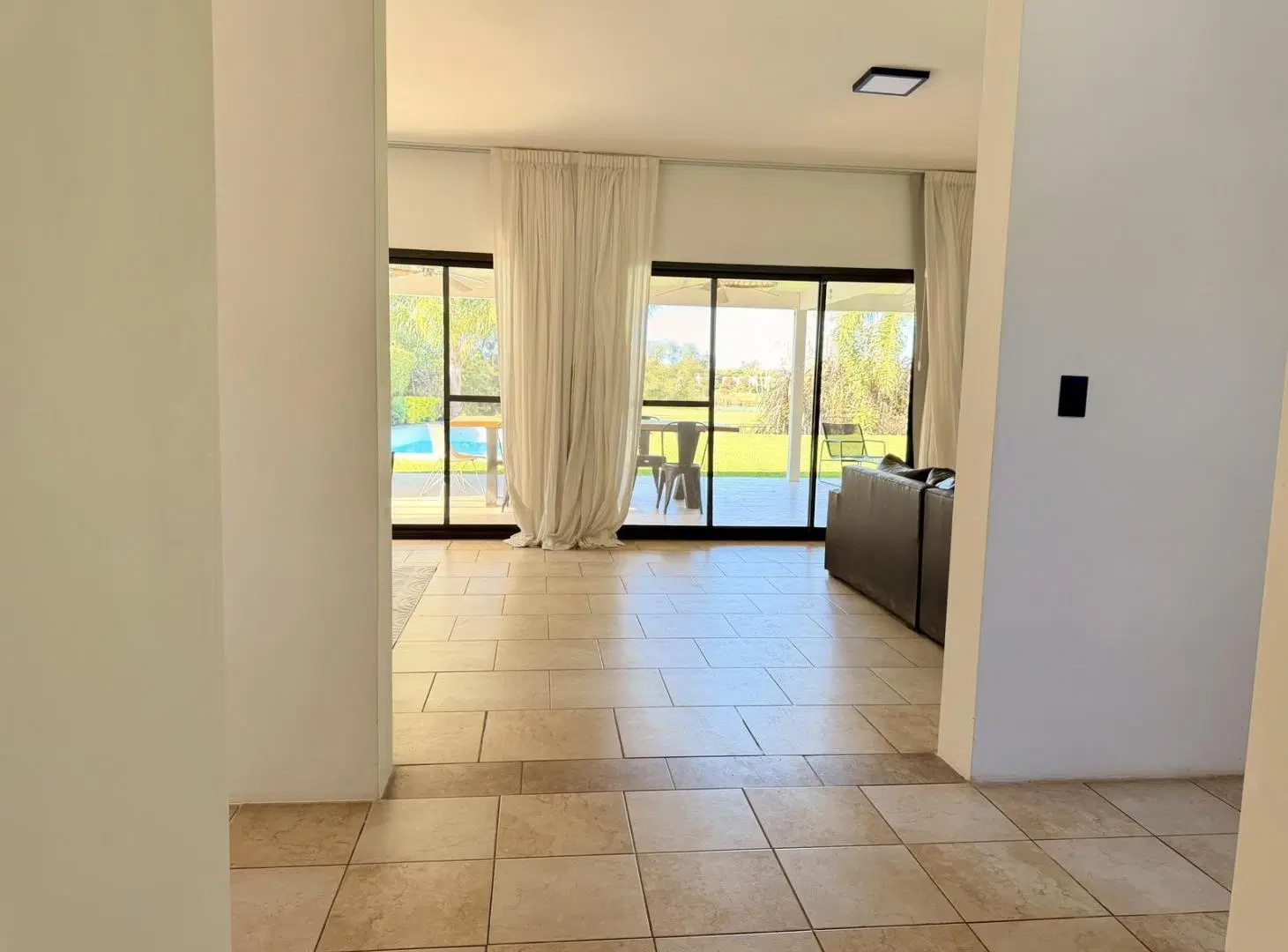 Venta | Casa en Lote al Golf | San Isidro Labrador, Villanueva 2