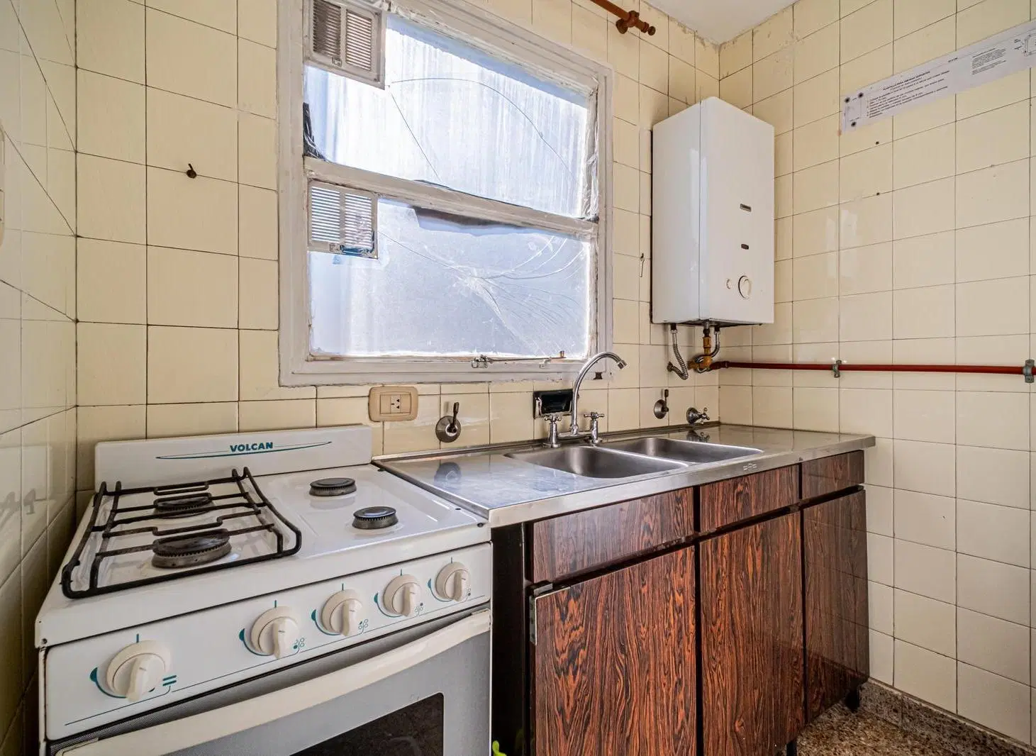 VENTA Depto Monoamb. Cocina separada, muy Luminoso Centro 4